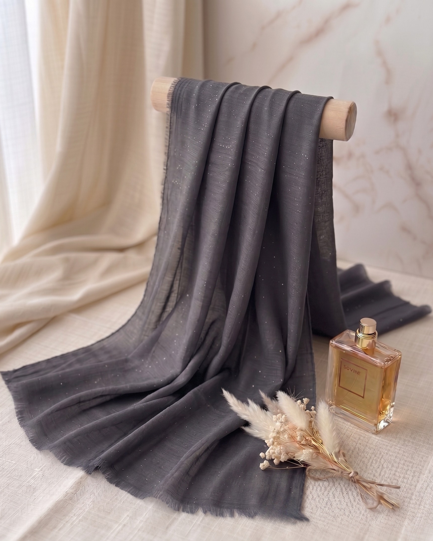 Linen Soft Metallic