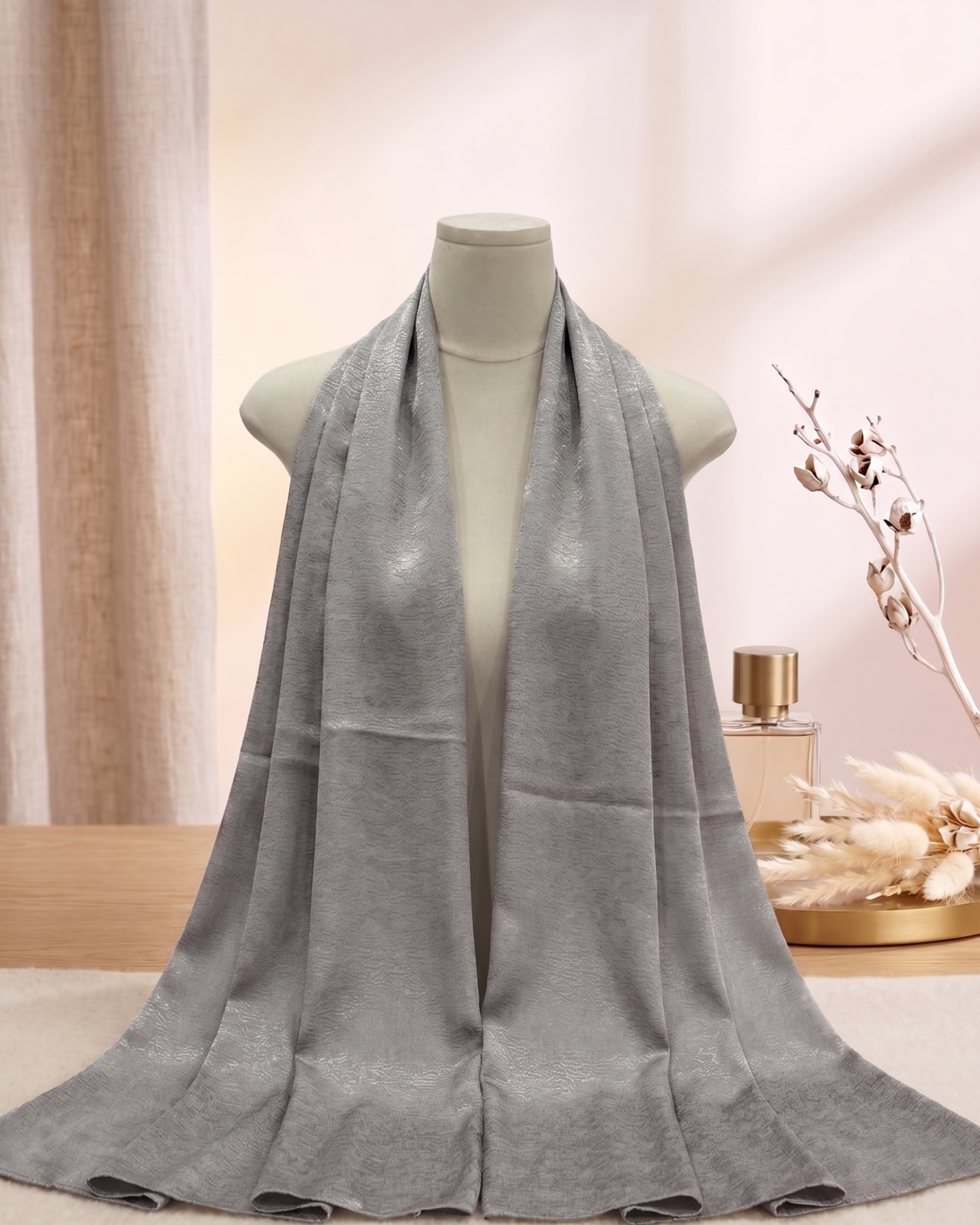 Queen Metallic Hijab